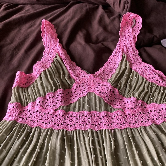 Betsey Johnson Summer Dress - Picture 3 of 7